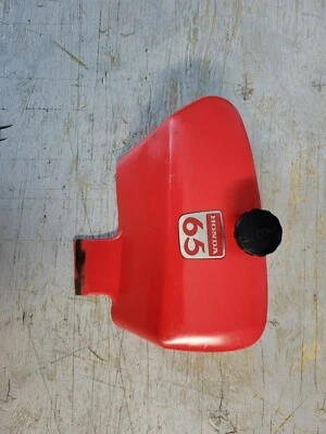 A-664. HONDA S65 s 65 1965  COVER RED PLASTIC right 1967 oem  Foto 1 de 3