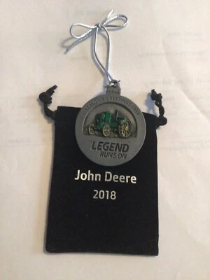 Adorno de Navidad de peltre John Deere 2018 serie 23. Tractor Waterloo Boy JD Foto 1 de 3