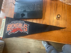 Traditions - Cincinnati Bengals Logo NFL Football Team 33 x 13 Wollwimpel, neu - Bild 1 von 2