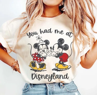 Camiseta gráfica You Had Me At Disneyland, nueva con etiquetas, talla M, Magical, Mickey, Minnie, Foto 1 de 4