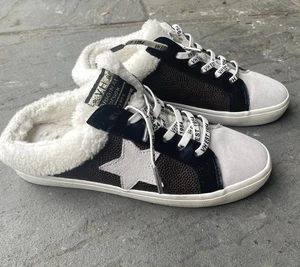 Vintage Havana White Leather Lace Up Faux Fur Lined Low Top Sneakers Women’s 8.5 - Picture 1 of 19