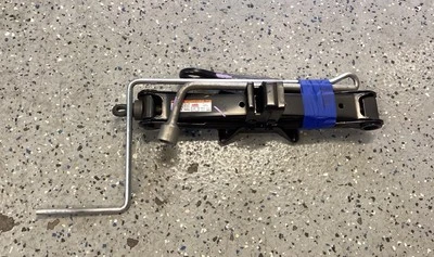 2016 2017 LEXUS IS200T EMERGENCY SPARE WHEEL JACK & TOOLS (SET OF 4) OEM - Image 1 of 4