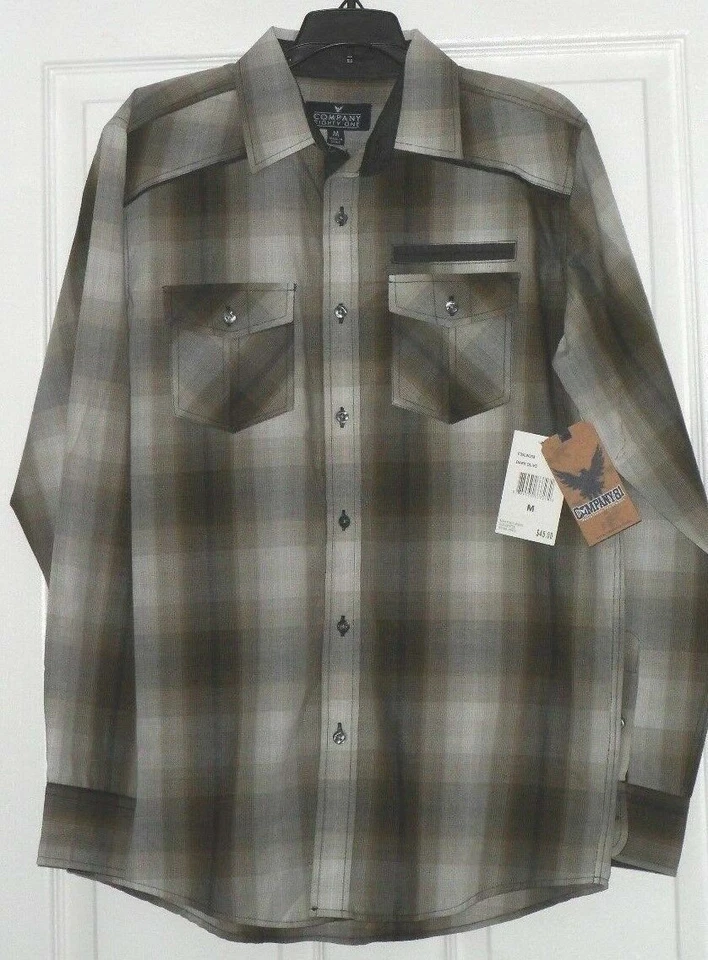 *CAMISA DE HOMBRE COMPANY OCHENTA Y UNO BOTONES DELANTEROS TALLA M GRIS VERDE CUADROS PRECIO DE VENTA SUGERIDO POR EL FABRICANTE: $45.00 Foto 1 de 1