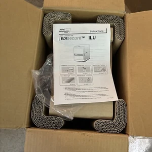 EDIsecure ILU Stand Alone Plastic Rolling ID Card LAMINATOR NEW IN BOX! - Picture 1 of 5