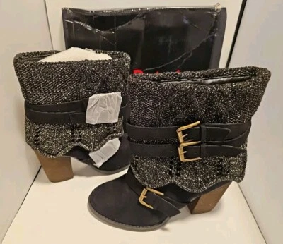 Botas femininas sem classificação 9 M bota de tornozelo preta fivela salto couro sintético - Imagem 1 de 4