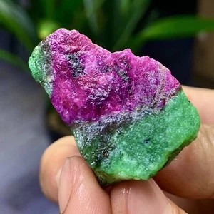 23G Natural green Ruby zoisite (anylite) crystal Wand Obelisk Point Healing - Picture 1 of 24