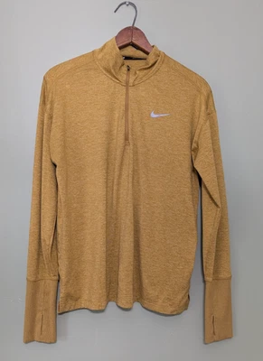 Camiseta de running para mujer Nike Element 1/2 cremallera talla mediana en oro club/trigo/jazo Foto 1 de 4