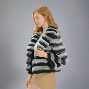 Chaqueta sintética mullida corta Chinchilla (lista para enviar) - Imagen 1 de 28