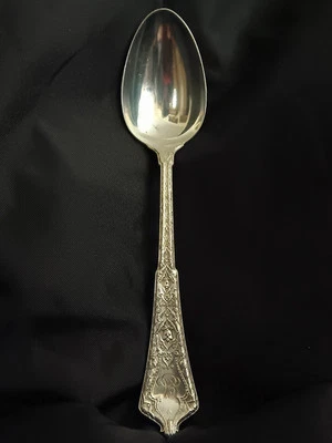 Cuchara para servir persa Tiffany & Co de plata de ley Pat 1872 Foto 1 de 4