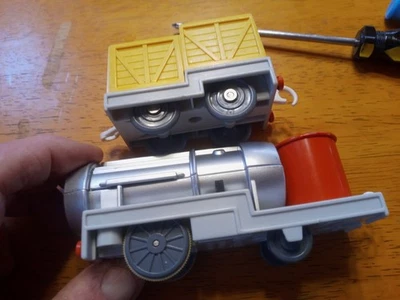 THOMAS 2005 Trackmaster Train Jet Engine se enciende y carro de caja EXCELENTE video Foto 1 de 4