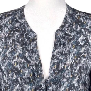 THEORY Women Ruisa Caligula Blouse Size Medium 100% Silk V-Neck Long Sleeve Blue - Picture 1 of 16