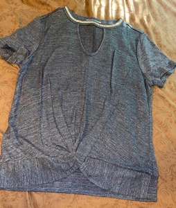 Retrology Women’s Rhinestone Keyhole Front Twist Blouse/GREY/MEDIUM pre-owned - Picture 1 of 9