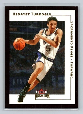 Tarjeta de baloncesto Fleer Premium #40 Hidayet Turkoglu Sacramento Kings 2001-02 Foto 1 de 2