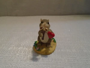 Charming Tails Give Love A Shot Valentine Day Mouse Figurine 84/109 - Picture 1 of 6