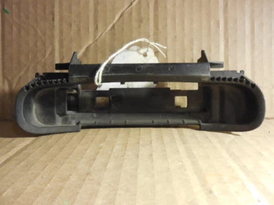 Manija de puerta trasera izquierda Audi A4 B7 2004-08 montaje de carcasa 4B0839885 Foto 1 de 2