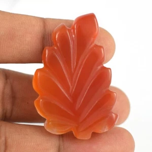 84.9 Cts Carving Leaf Color Chalcedony Free-Form Cabochon Gemstone Pendant VG29 - Picture 1 of 4