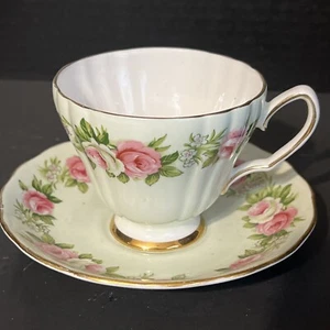 Made In England Ridgway Potteries Colclough Green /roses &Gold Trim Cup & Saucer - Picture 1 of 7