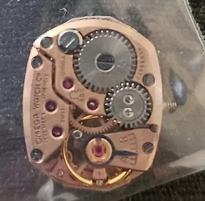 Omega 484 Ladies wristwatch movement - runs - Picture 1 of 2