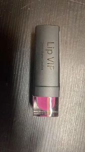 Elegante lápiz labial mate LIP VIP Sami (1022) nombre en Light’s - Imagen 1 de 2