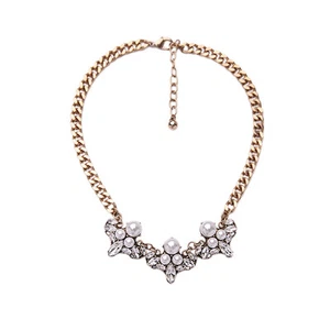 NUEVO Collar Estrella Cadena Dorada Estrás Perla Masino Colección Tri Zhanna - Imagen 1 de 1