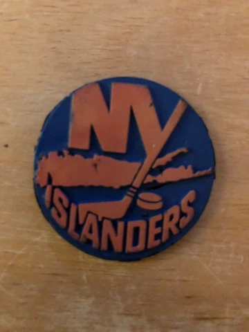 NEW YORK ISLANDERS Vintage Old NHL RUBBER Hockey FRIDGE MAGNET Standings Board Cover