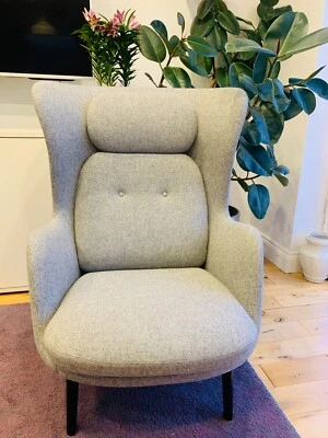 Ro Easy Chair/armchair by Fritz Hansen with wool material - Image 1 of 4