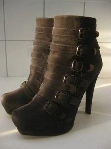 STUART WEITZMAN Russell Bromley 5 grey suede BOOTS victorian distress steampunk - Picture 1 of 19