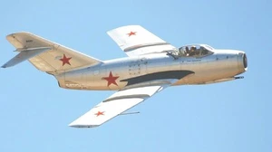 Mikoyan-Gurevich MiG-15 USSR Jet Fighter Wood Model Replica Large Free Shipping - Picture 1 of 1