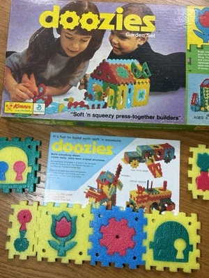 Juego de bloques de construcción creativos suaves Kenner Doozies de colección juguete para niños 1971 Foto 1 de 4