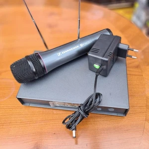 Sennheiser Divercity Receiver Ew300 G2+Sennheiser Handheld Skm 300 - Picture 1 of 5