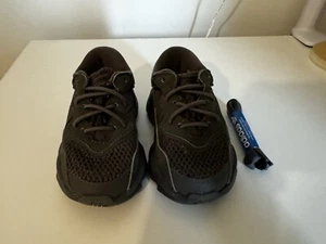 Adidas Ozweego Grey Infant Size 4 - Picture 1 of 2