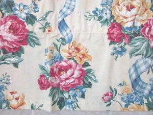 Dos valencias florales vintage - largas 86" - casa de campo, campo francés, aspecto de chintz - Imagen 1 de 4