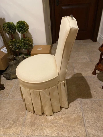 Upholstered wheeled chair Cover