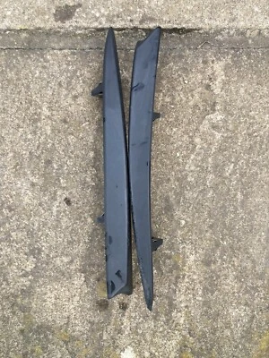 2012-2019 PIAGGIO FLY 50 125 ie 3V REAR PANEL SIDE TRIM FAIRING - Image 1 of 4