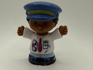 Fisher-Price Little People Bus Driver. Very Nice condition - Picture 1 of 3