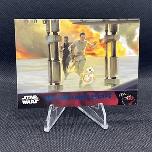 2015 Star Wars The Force Awakens Rey And Finn's Escape #90 Blue - Picture 1 of 2