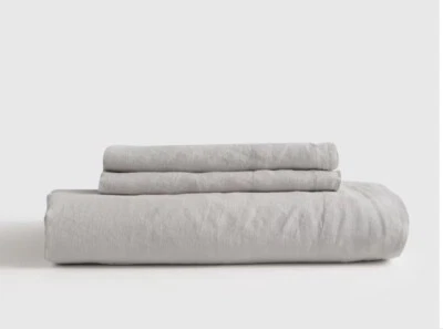 NWT QUINCE EUROPEAN FITTED LINEN 3 PIECE SHEET SET LIGHT GREY QUEEN RETAIL $120 - Image 1 of 4