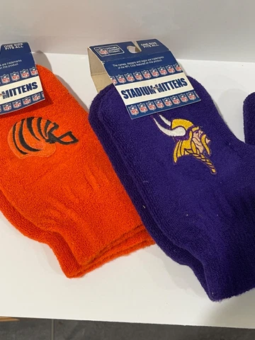 Vintage 80s Bengals or Vikings NFL Stadium Mittens Winter Adult OSFA BB8 Cover