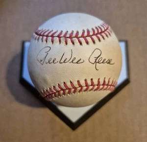 Dodgers PEE WEE REESE signed Autographed National League baseball JSA COA - Picture 1 of 3