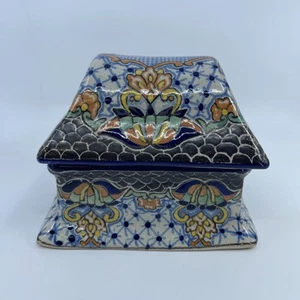 handcrafted uriarte talavera pottery ceramic trinket box with floral motif and l - Picture 1 of 8