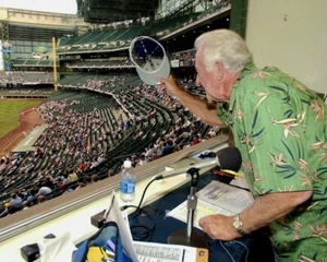 Bob Uecker 8x10 Photo WM - Picture 1 of 1