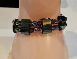 Brilliant Faceted Black Crystals with Hematite Stations Bracelet Stretch - Picture 1 of 2