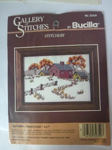 Kit de bordado Bucilla Gallery Stitches Crewel 32350 Autumn Homestead 5x7 abierto - Imagen 1 de 3