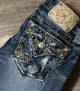Miss Me Skinny Rhinestone Embroidered Low Rise Distressed Jeans SZ 27 (27x30) - Picture 1 of 12