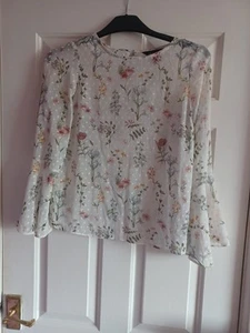 Damenmode Top, Größe 6, New Look, Preloved, Einzelhandel £15,00 - Bild 1 von 4
