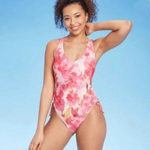 Shade & Shore XS (0-2) Pink Floral One Piece Swimsuit Plunge Neckline - Picture 1 of 9