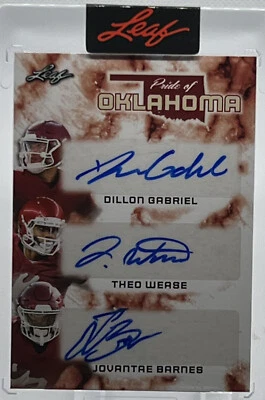 💥DILLON GABRIEL/THEO WEASE/BARNES AUTO💥2022 LEAF OKLAHOMA AUTO💥RC LE #/231🔥 - Image 1 of 3
