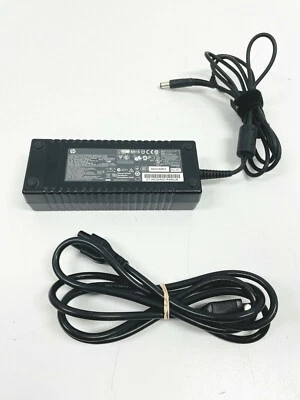 Genuine HP HSTNN-LA01-E UltraSlim 135W 19.5V 6.9A AC Power Adapter 647982-002 - Image 1 of 4