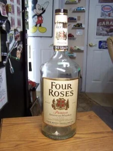 Rare Vintage Four Roses 19" 1 Gallon American Whiskey Bottle 1970 Tax Stamp - Picture 1 of 8