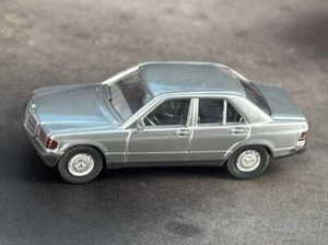 Mercedes 190 E Wiking Auto H0 1:87 Scale Silver Preowned - Picture 1 of 12